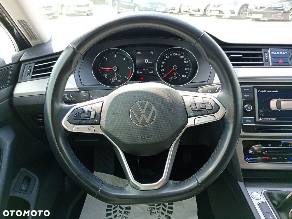 Volkswagen Passat Variant 2.0 TDI EVO Essence - 12