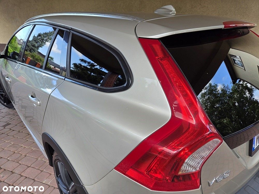 Volvo V60 Cross Country D4 Geartronic - 9