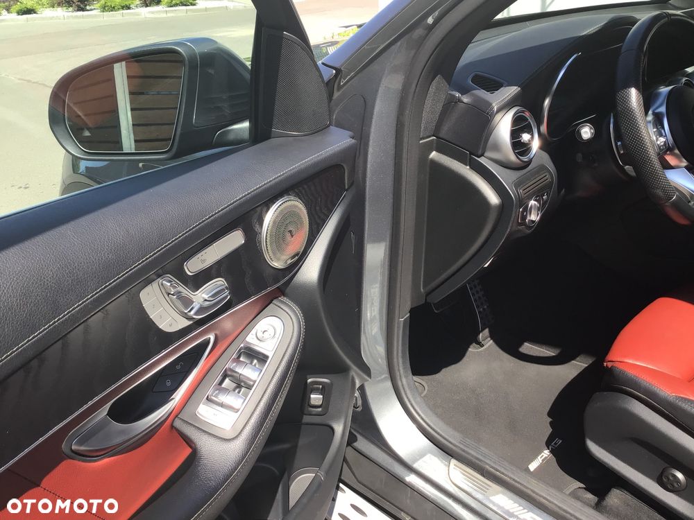 Mercedes-Benz GLC AMG 43 4Matic AMG Speedshift TCT 9G - 24