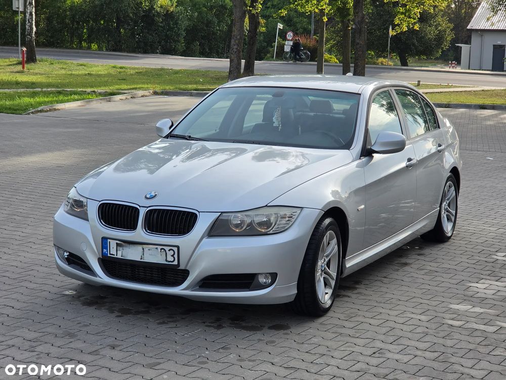 BMW Seria 3 320d - 15