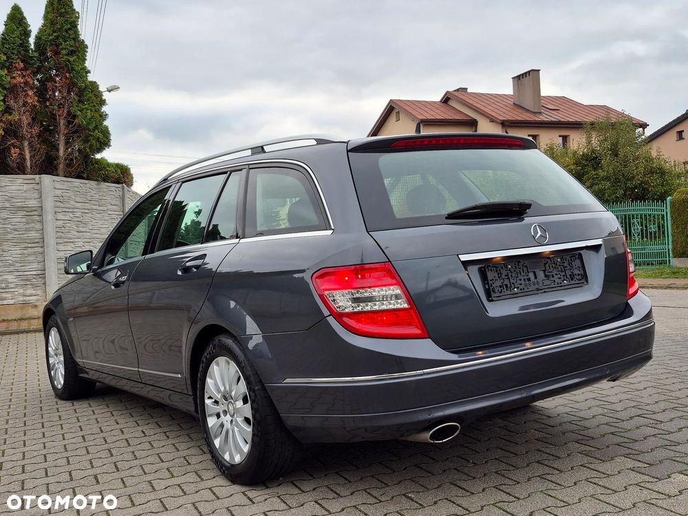 Mercedes-Benz Klasa C 220 T CDI DPF Automatik BlueEFFICIENCY Elegance - 7