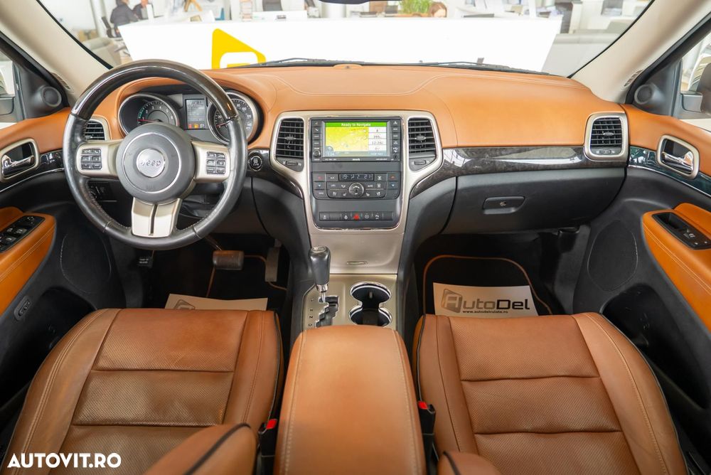 Jeep Grand Cherokee - 15