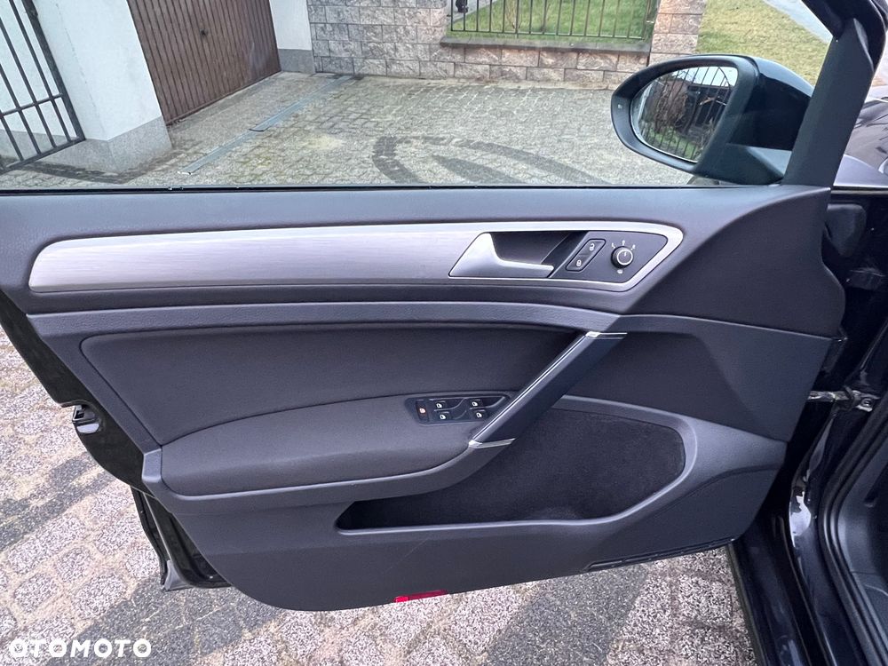 Volkswagen Golf 1.6 TDI BlueMotion Technology Comfortline - 17