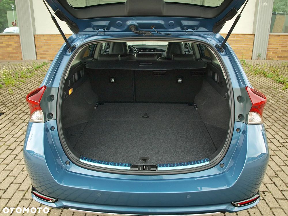 Toyota Auris - 24