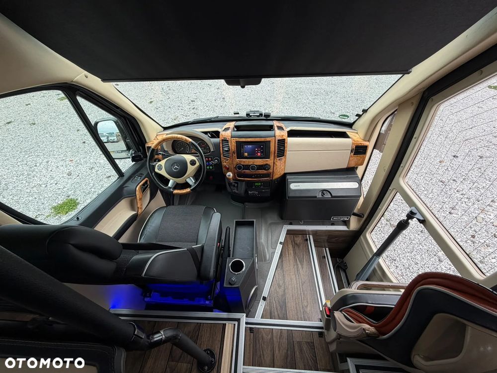 Mercedes-Benz Sprinter 519 - 33