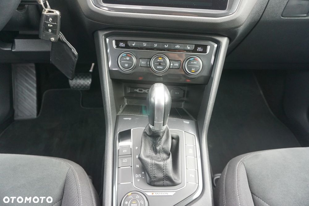 Volkswagen Tiguan 2.0 TDI SCR 4Motion (BlueMotion Techn.) DSG Highline - 8