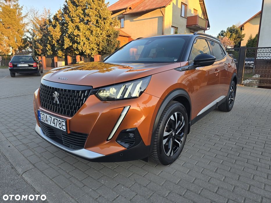 Peugeot 2008 PureTech 130 EAT8 GT - 9