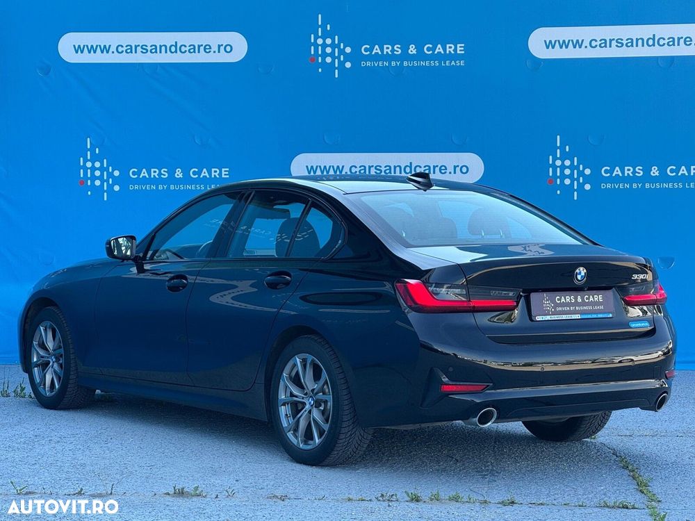 BMW Seria 3 330i AT - 4