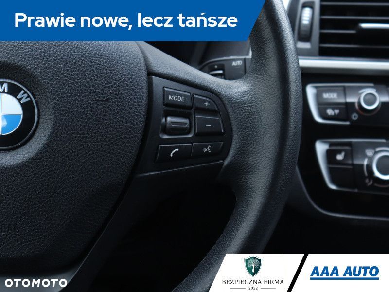 BMW Seria 1 - 24