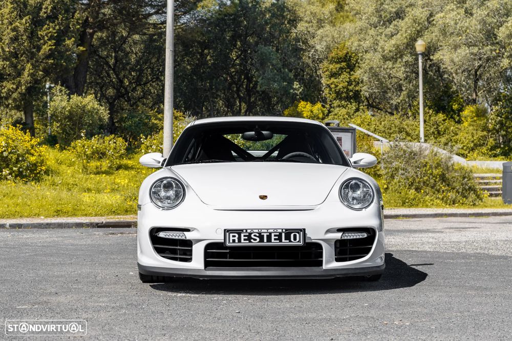 Porsche 911 (997) GT2 - 2