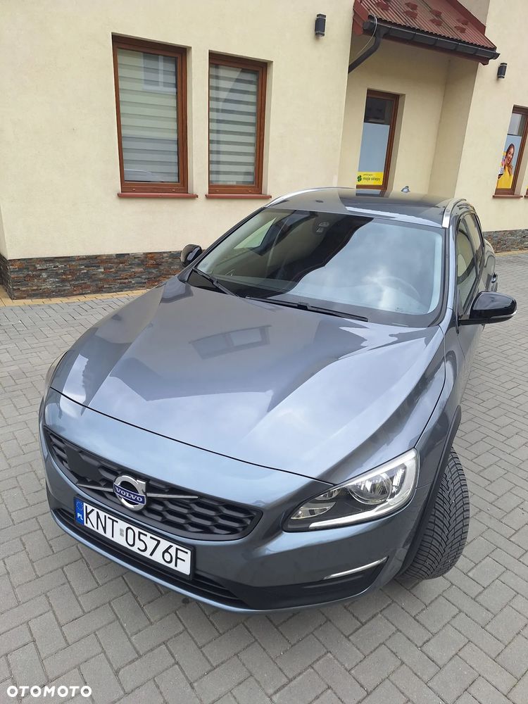 Volvo V60 Cross Country D3 Geartronic Kinetic - 8