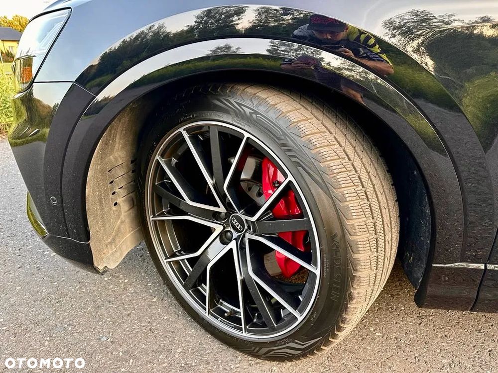 Audi Q8 - 12