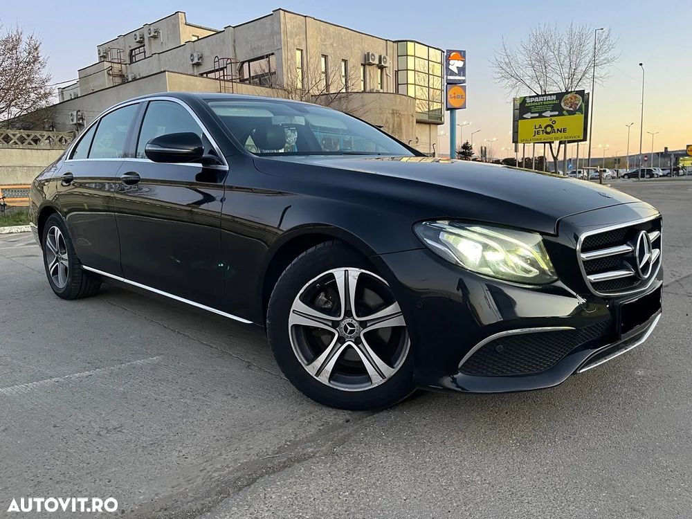 Mercedes-Benz E - 11