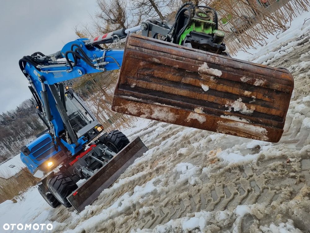 Wacker Neuson EW100 Koparka Kołowa 11 ton. 3x Ramię +ROTOTIL z regulacją szybkości+ Skosowanie Hydr+Pompa ON Łyżki. z Norwegii Jak Nowa z salonu! 2086mtg PERKINS silnik. STABILIZATORY Klima. DEKRA 2026r. Książka serwisowa. Szybkozłącze Hydr. Opcja podpięcia samego wiertła do gleby. - 24