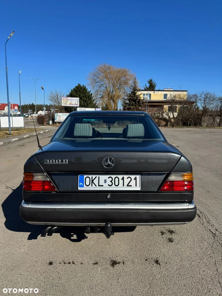 Mercedes-Benz W124 (1984-1993) - 4
