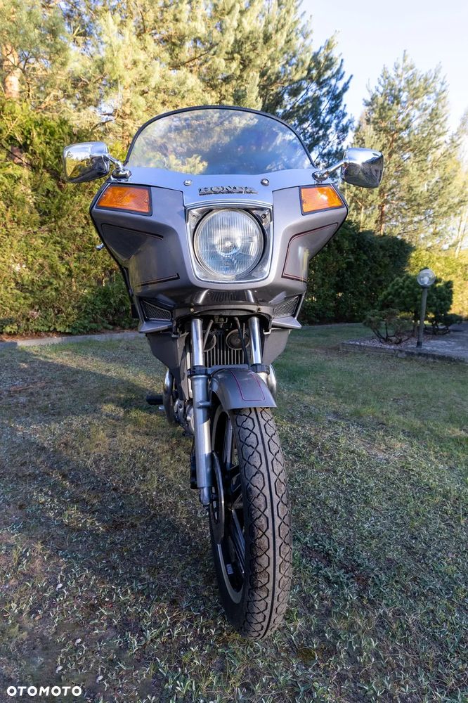 Honda GL - 12