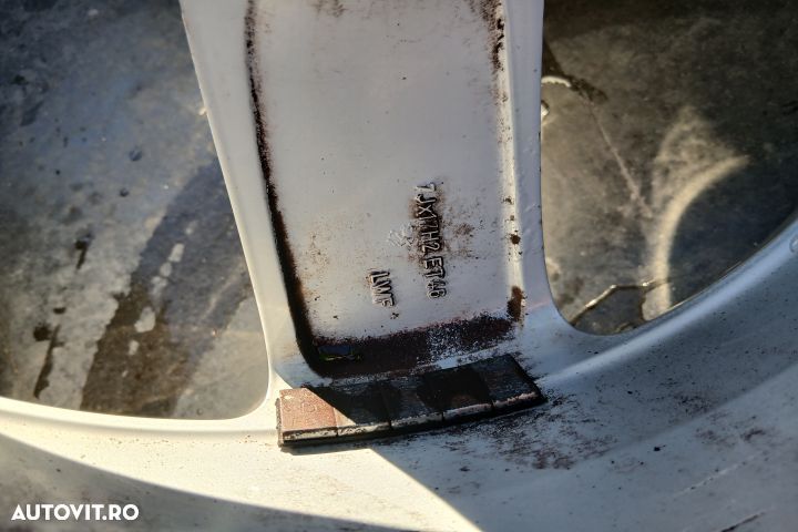 Jante aliaj cu anvelope 17 - set 8K0071497 7JX17H2 ET46 205/50 R17 8K - 7