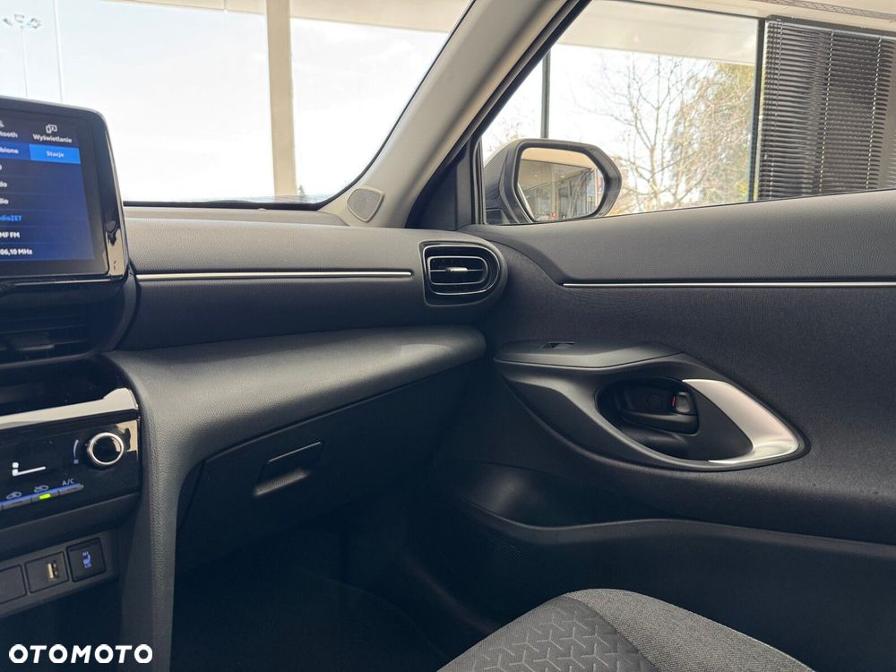 Toyota Yaris Cross Hybrid 1.5 Comfort - 26