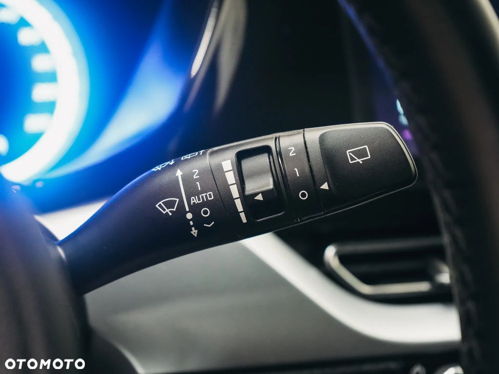 Kia Niro 1.6 GDI Plug-in Hybrid L - 24