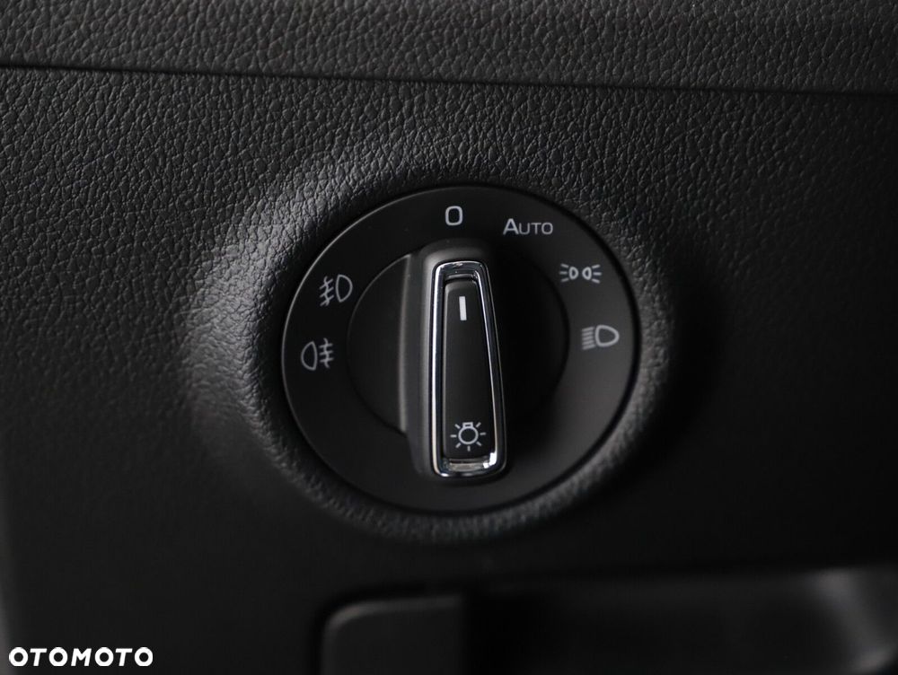 Skoda Superb 2.0 TDI SCR L&K DSG - 21