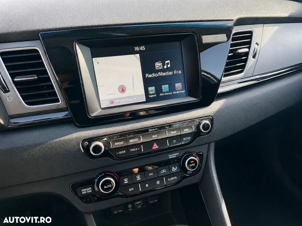 Kia Niro 1.6 GDI 2WD Aut. Spirit - 8