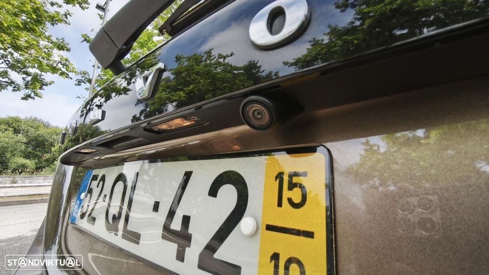 Volvo V60 Cross Country 2.0 D3 Summum Geartronic - 31
