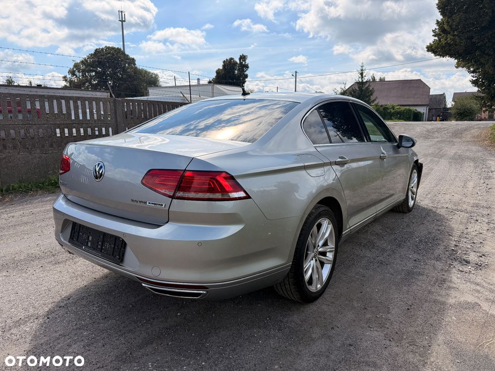 Volkswagen Passat 2.0 TDI (BlueMotion Technology) DSG Highline - 6