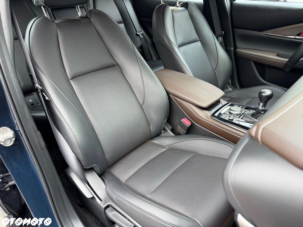 Mazda CX-30 SKYACTIV-X 2.0 M-Hybrid - 24