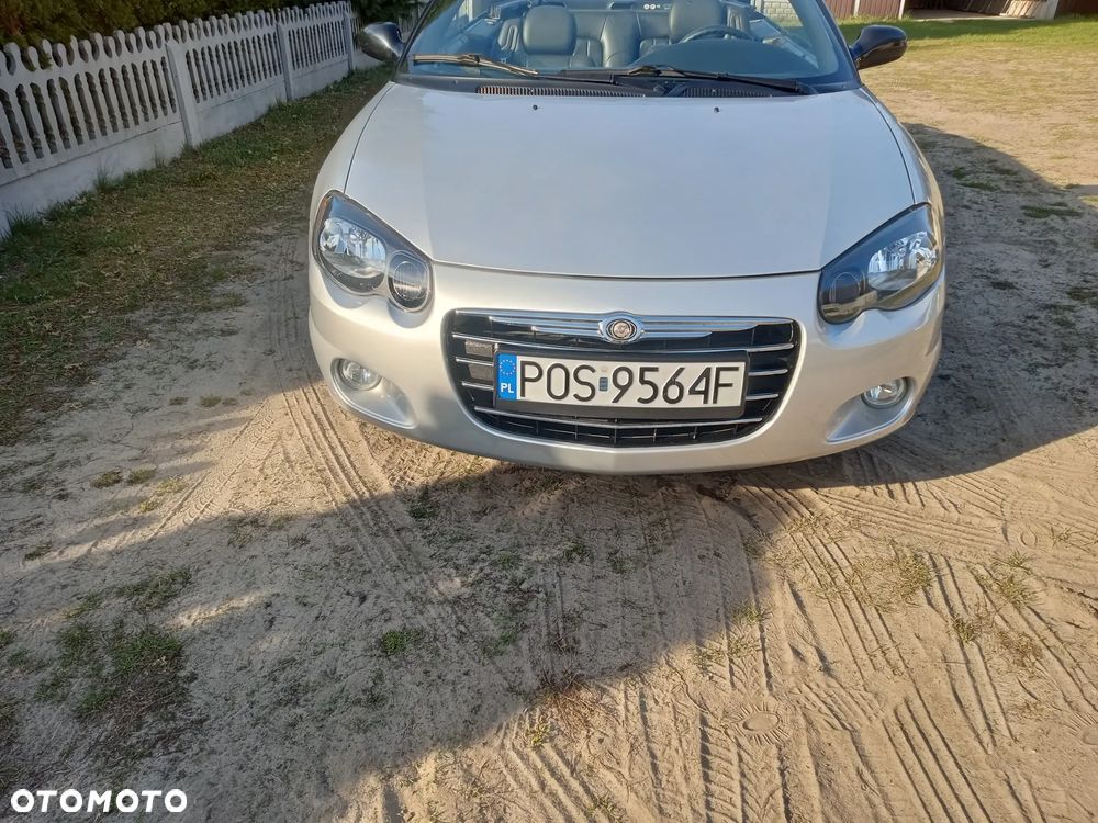 Chrysler Sebring - 11