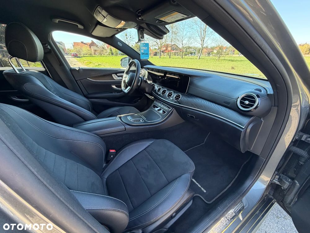 Mercedes-Benz Klasa E - 18