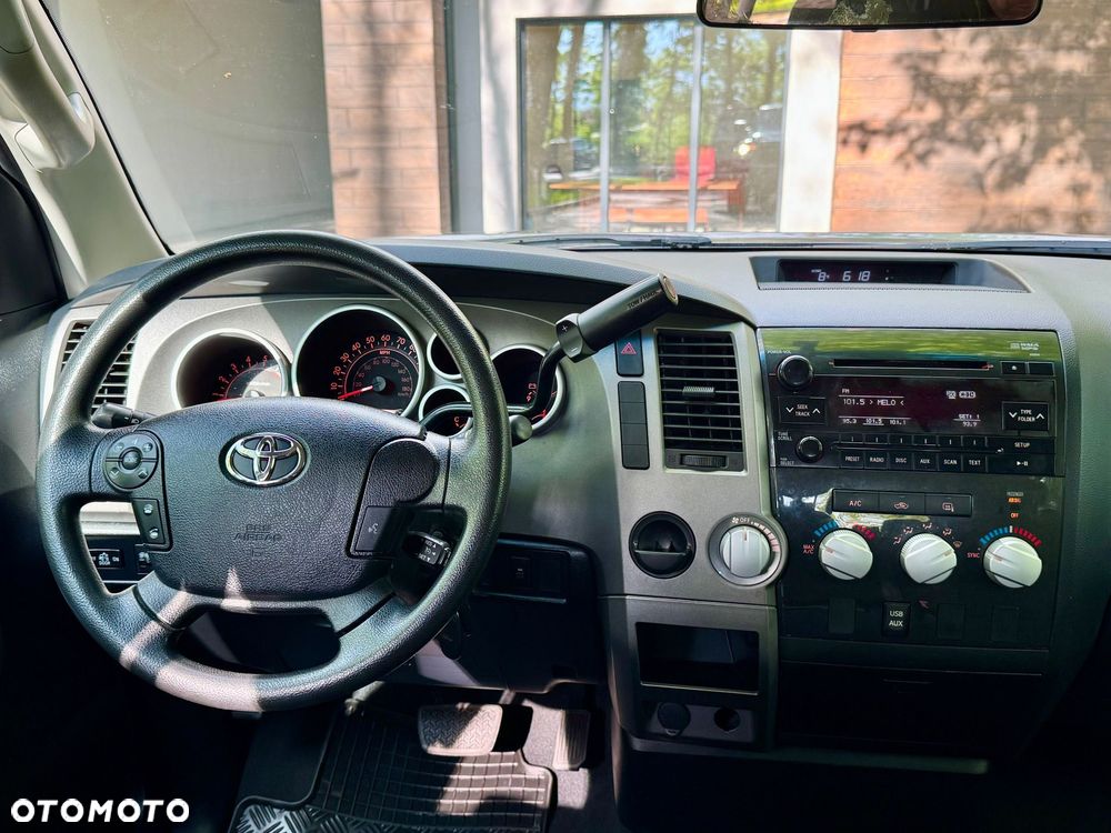 Toyota Tundra 4.7 4x4 Double Cab Limited - 8