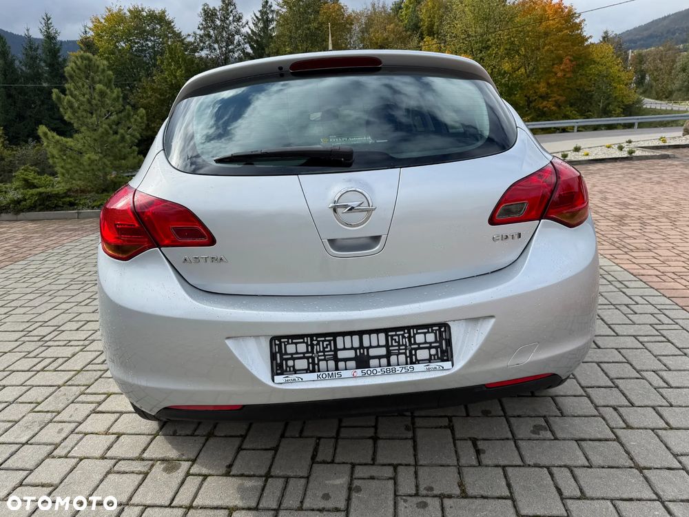 Opel Astra 1.7 CDTI DPF - 6