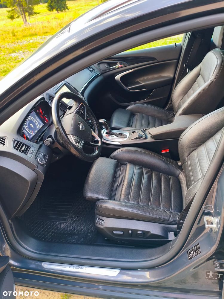 Opel Insignia 2.0 CDTI - 24