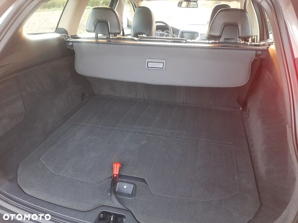 Volvo XC 60 D3 Ocean Race - 19