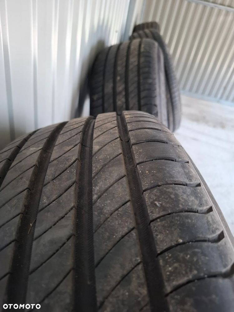 Mercedes-Benz GLC - 13