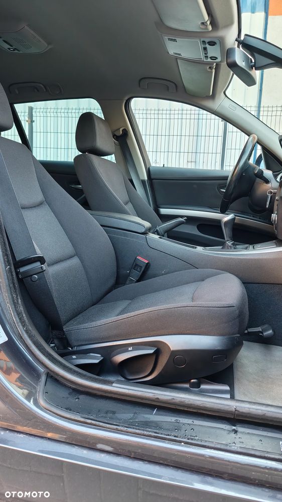 BMW Seria 3 - 29