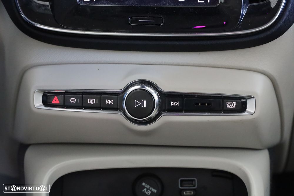 Volvo XC 40 1.5 T5 PHEV Plus Bright - 21