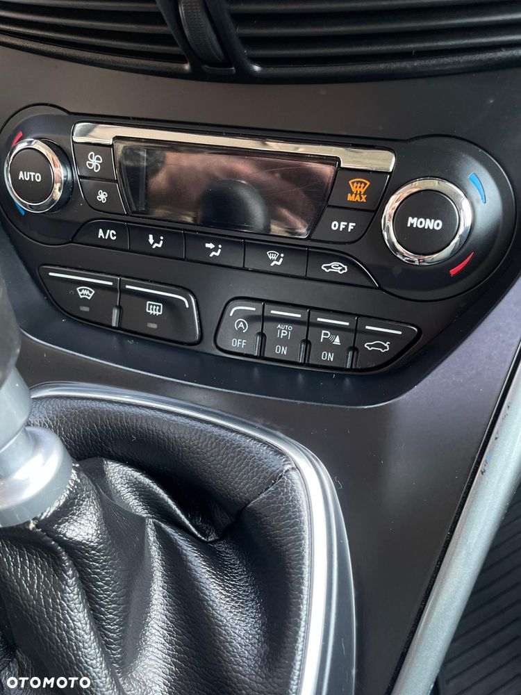 Ford Grand C-MAX 1.6 TDCi Titanium - 26