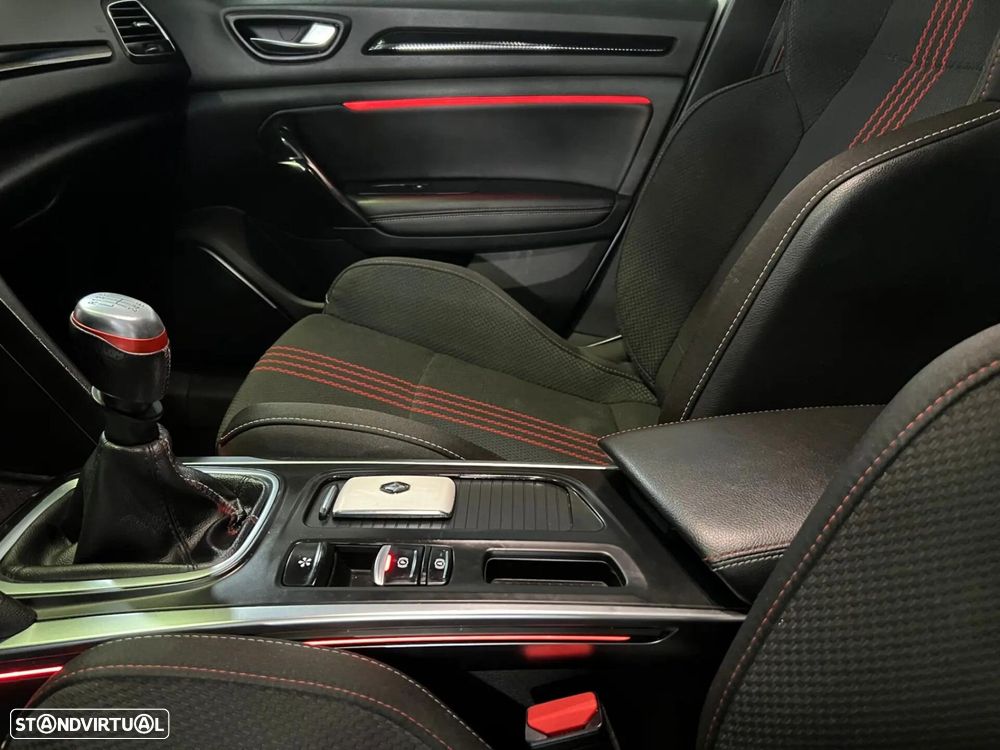 Renault Mégane Sport Tourer 1.3 TCe GT Line - 15