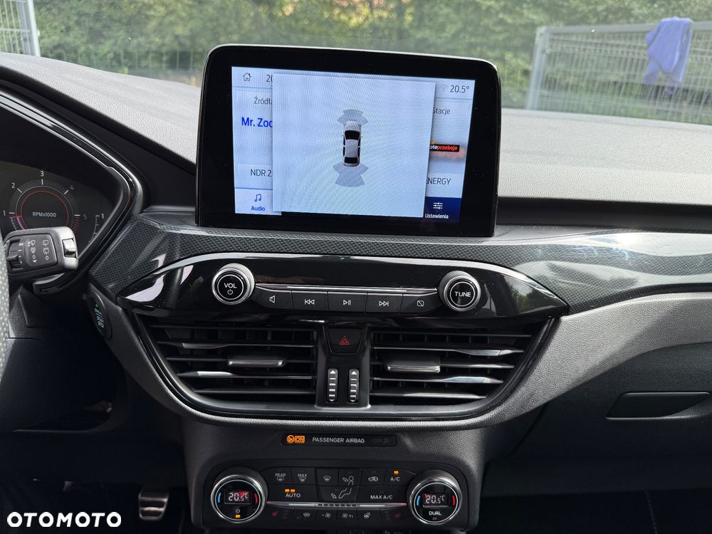 Ford Kuga 2.0 EcoBlue Hybrid ST-LINE X - 22