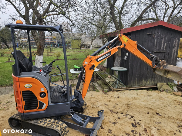 Doosan DX17Z
