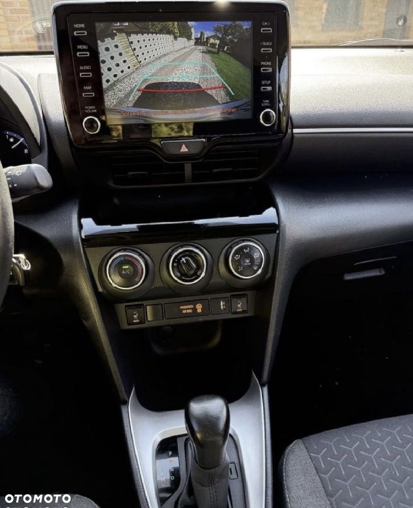 Toyota Yaris Cross - 17