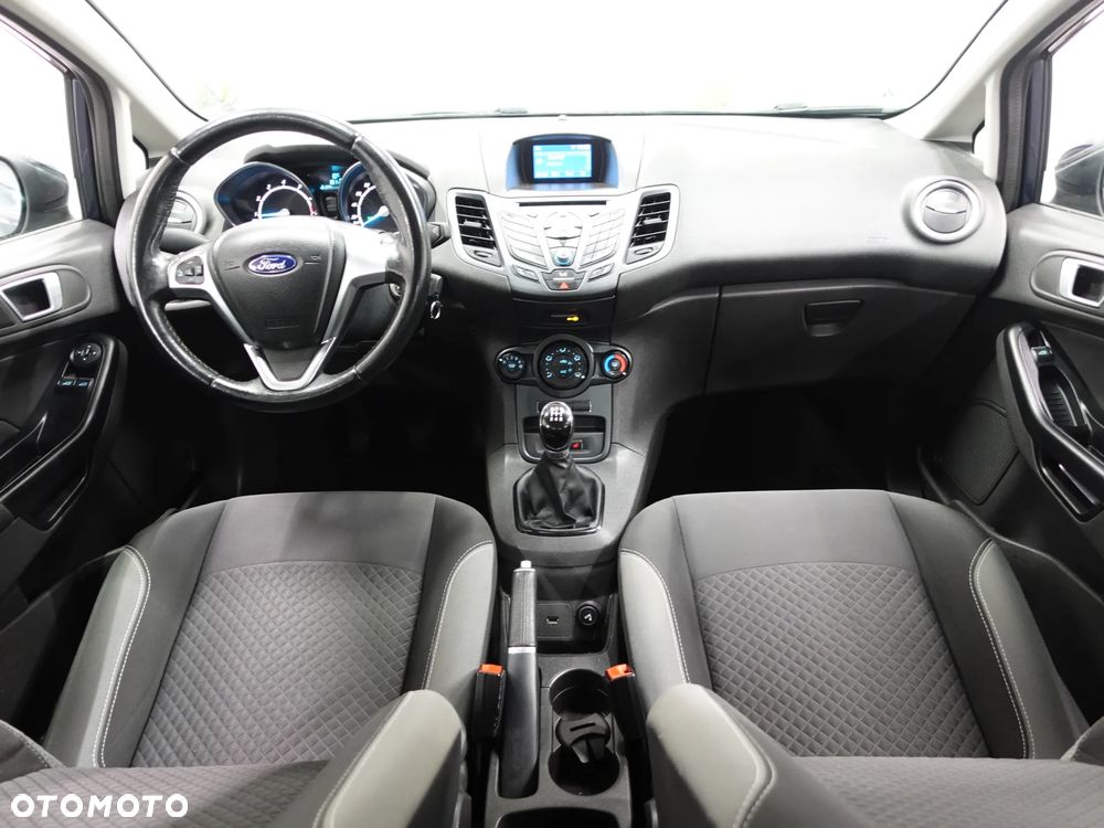Ford Fiesta 1.0 Celebration - 30