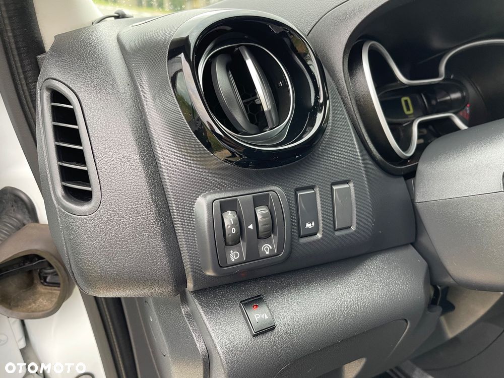 Renault Trafic - 28