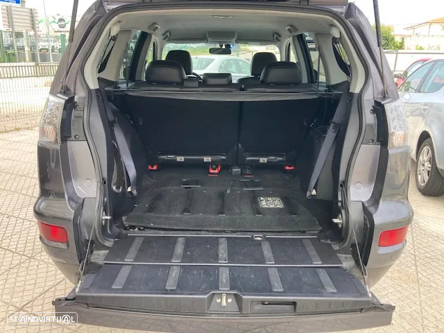 Mitsubishi Outlander 2.2 DI-D Intense - 13