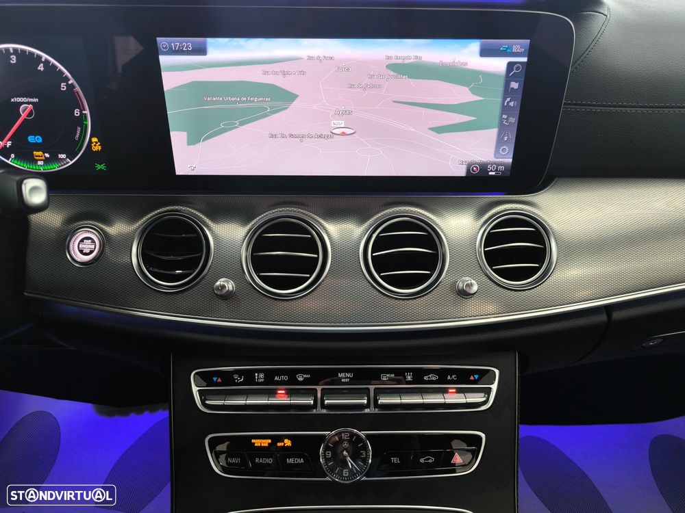 Mercedes-Benz E 300 de AMG Line - 13