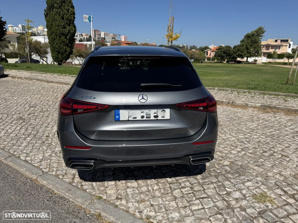 Mercedes-Benz C 300 e AMG Line - 3