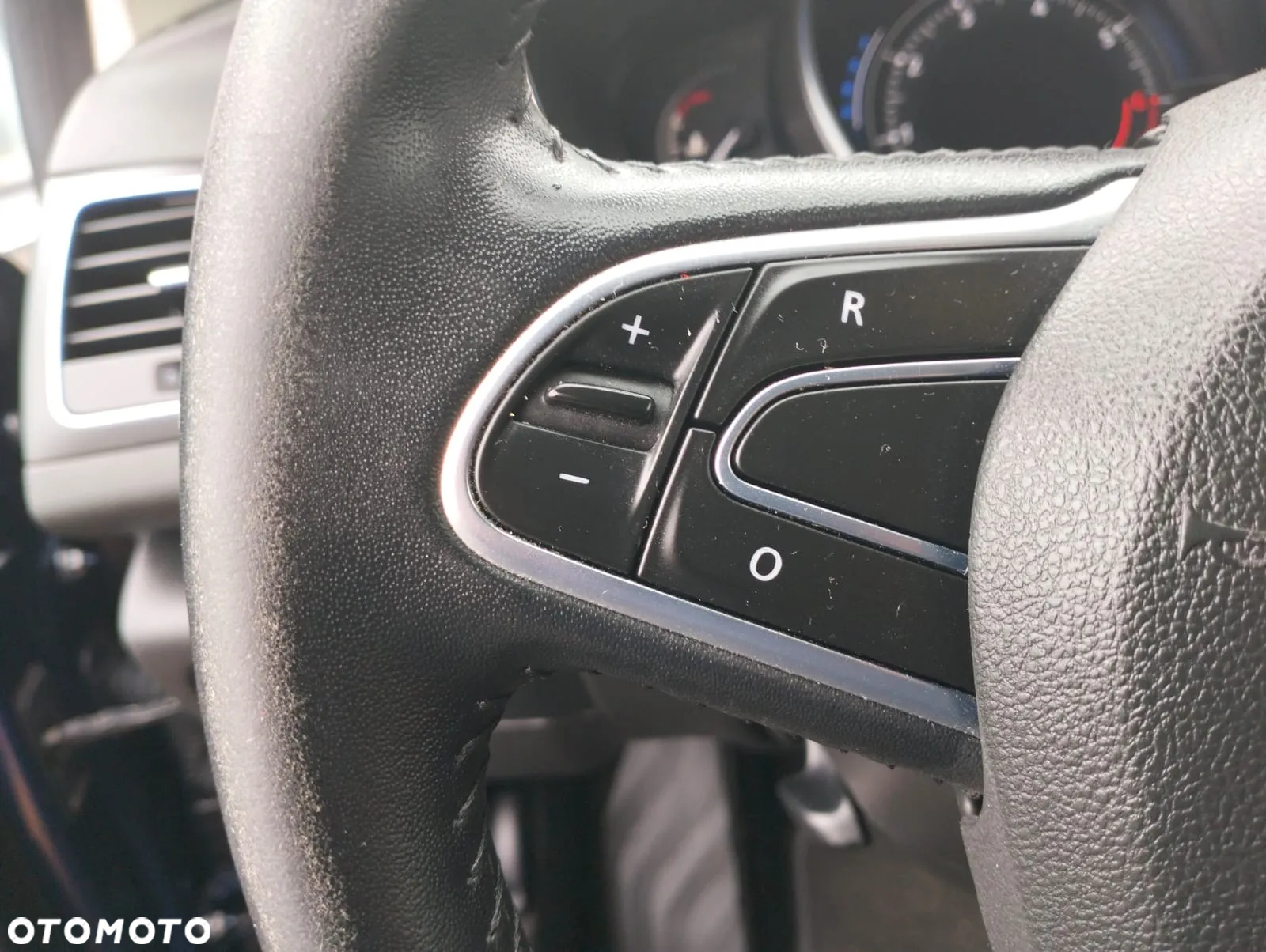 Renault Megane 1.3 TCe FAP Limited EDC - 16