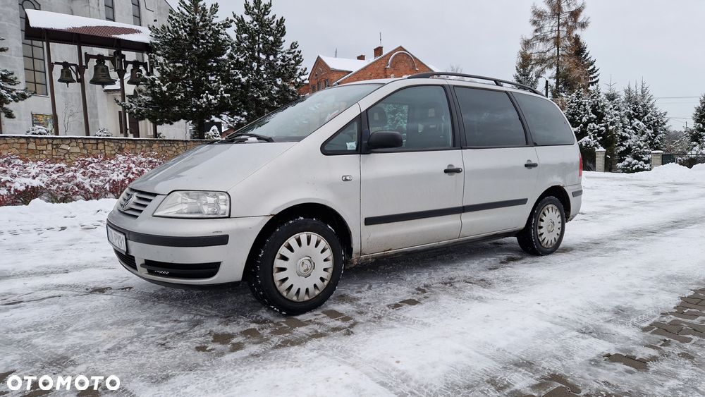 Volkswagen Sharan 1.9 TDI Family - 3