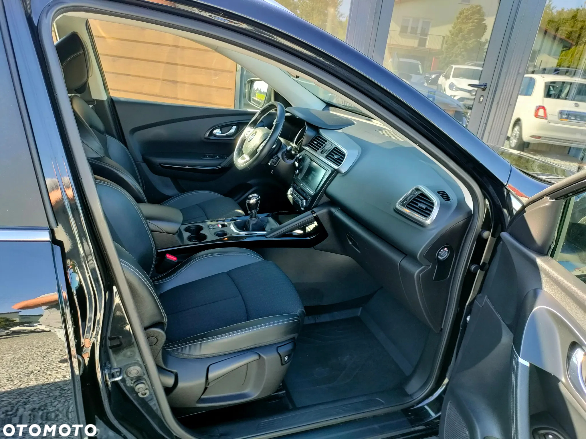 Renault Kadjar 1.2 Energy TCe Limited - 23